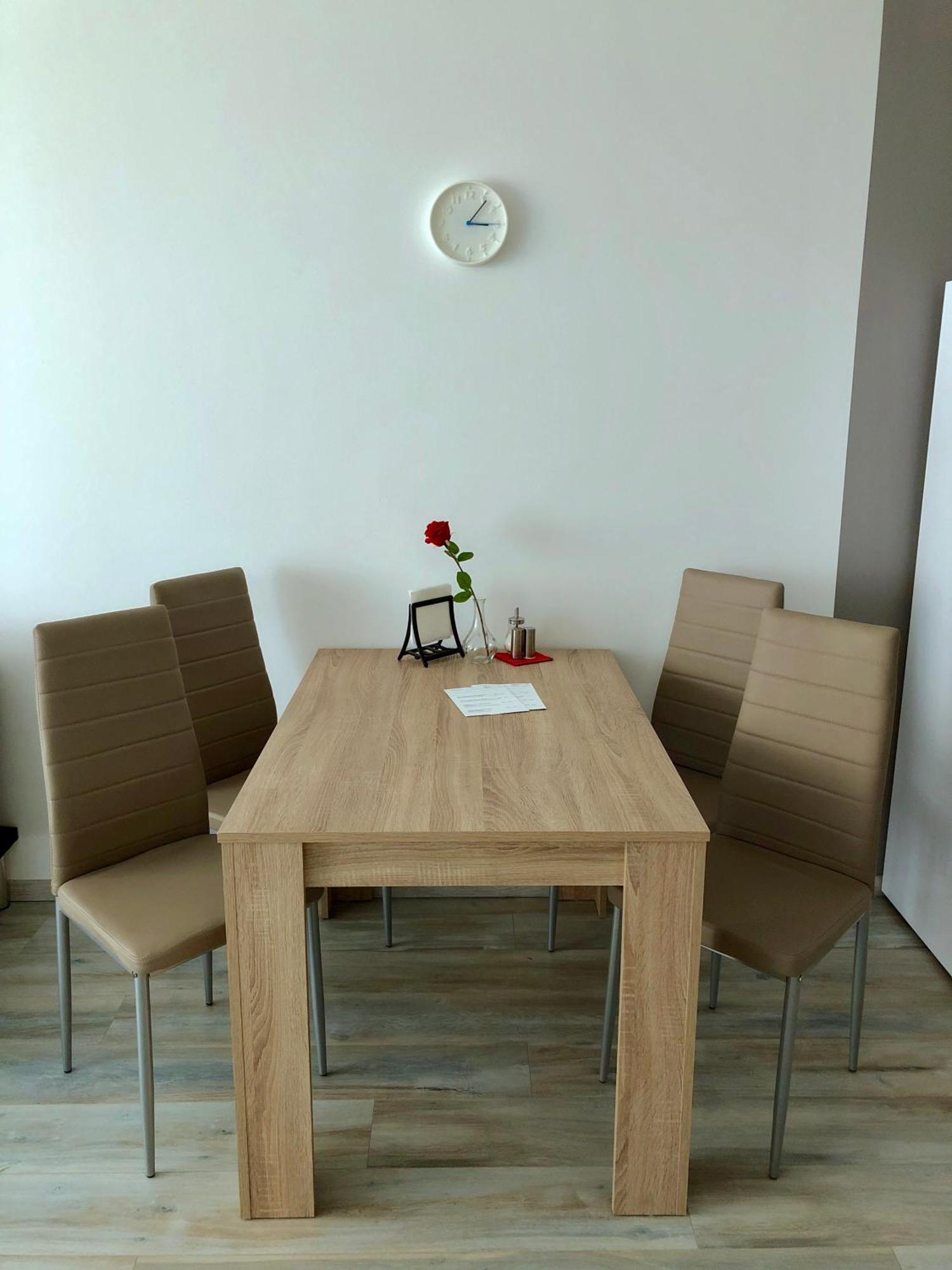 House Of Beer - Stein Apartment บราติสลาวา ภายนอก รูปภาพ